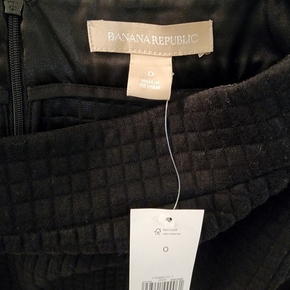 Banana Republic Skirt - Picture 3 of 9